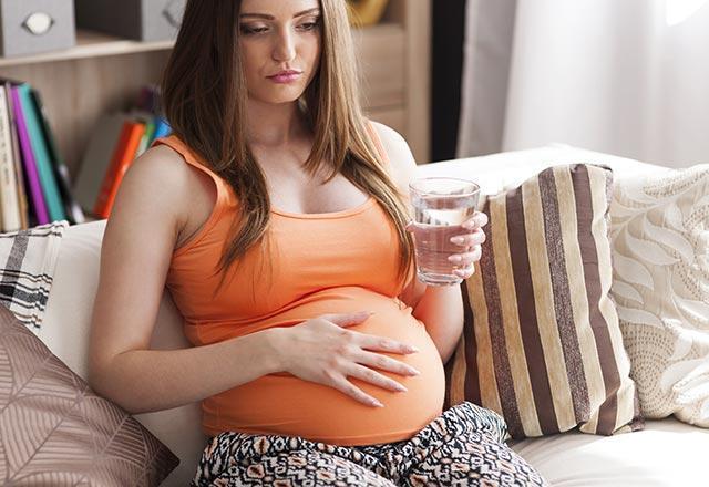 Hamilelikte kahverengi akıntı neden olur