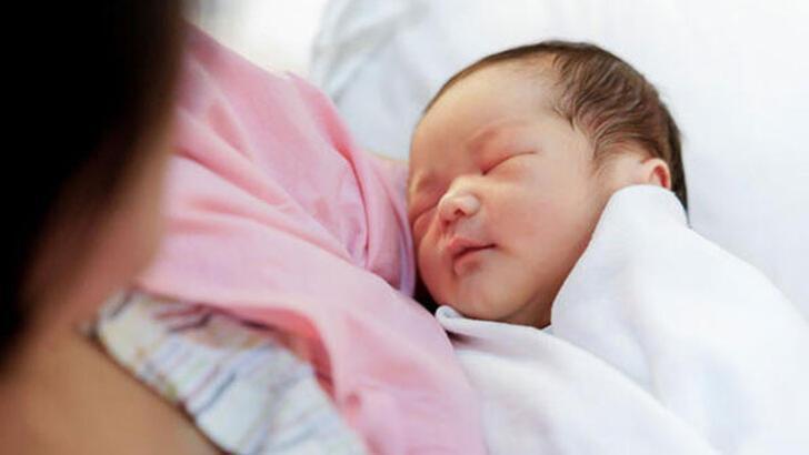 yenidogan bebeklerde sarilik nasil gecer anne sutu sariligi tedavi yontemler saglik haberleri