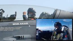 Bakan Akar'dan F-16 ile Ege'de gövde gösterisi