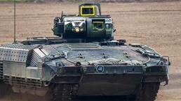 Alman Pumaları döküldü! NATO'nun gövde gösterisinde skandal
