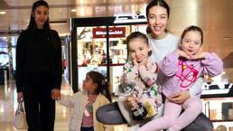 Özlem Ada Şahin'in kızıyla alışveriş keyfi