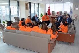 Plevne Ortaokulu Robotik Takımı'ndan Başkan Yılmaz'a ziyaret