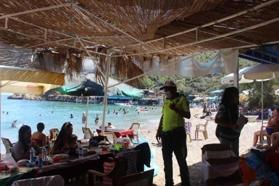 Bozyazı'da tatilcilere de maske uyarısı yapıldı