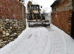 Osmangazi’de kardan kapanan yollar açılıyor