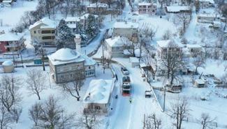 Kardan kapanan 507 mahalle yolu açıldı