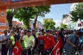 Aksaray’da geleneksel bisiklet festivali renkli görüntüler oluşturdu