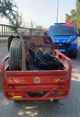 İzmir’de kablo hırsızı tutuklandı