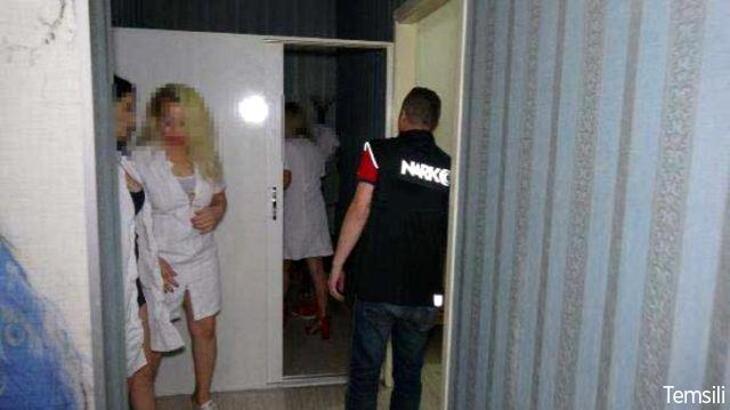 Son dakika: İzmir'de masaj salonlarına yönelik fuhuş operasyonu! Gözaltılar var