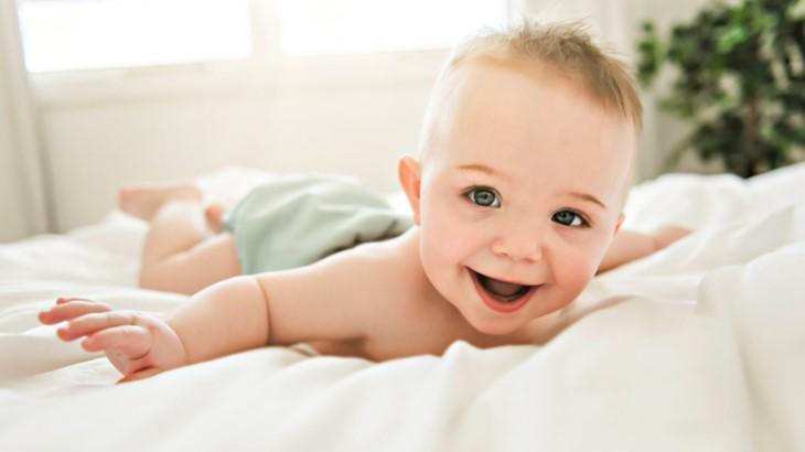 Rüyada Bebek Görmek Nedir? Rüyada Erkek/Kız Bebek Emzirmek, Yeni Bebek Doğurmak ve Bebekleri Severek Uyutmanın Anlamı