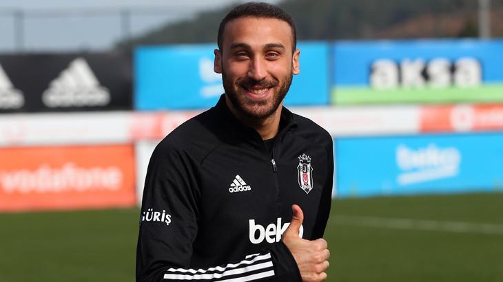 Cenk Tosun yeniden Beşiktaş'ta! 1+1 yıllık sözleşme