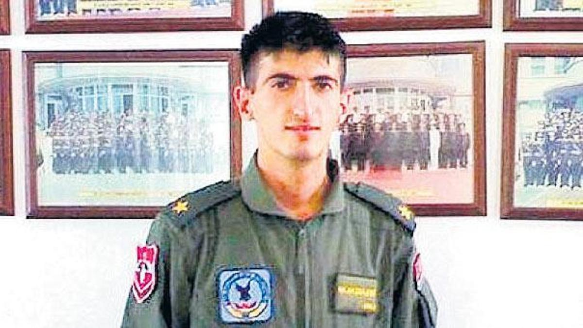 Teğmen Mehmet Ali Çelebi yolcu uçağı pilotu olacak - Güncel ...