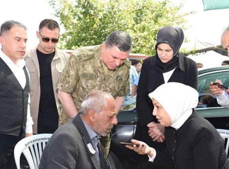 Cumhurbaşkanı Erdoğan, Malatyalı şehidin babası ile görüştü