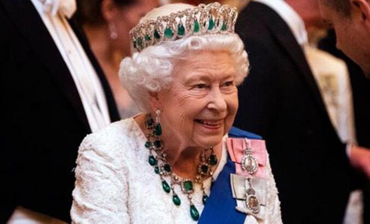 İngiltere Kraliçesi 2. Elizabeth ölümü sonrası neler olacak? Kraliyet Ailesini ve İngiltere'yi neler bekliyor?