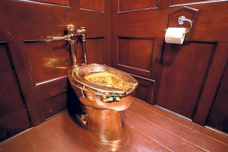 Çalınan altın tuvaletin hikâyesi