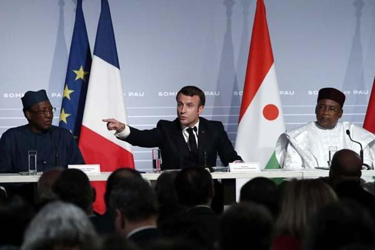 Macron açıkladı Fransa Sahel bölgesine ilave 220 asker gönderecek
