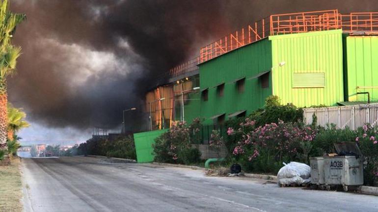 Son dakika haberi: Adanada çok büyük fabrika yangını