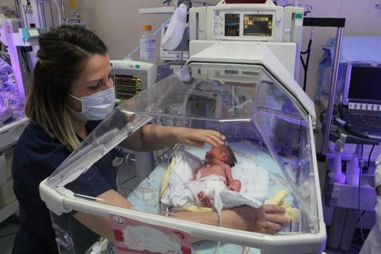 Son dakika Doğum sonrası annesi koronavirüsten ölen bebeğin sağlığı iyiye gidiyor