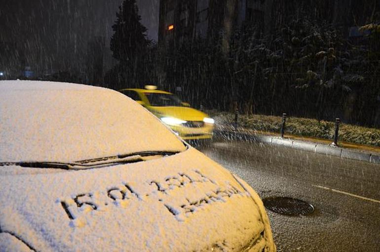 Son Dakika... Uyarılar peş peşe gelmişti İstanbula kar sürprizi