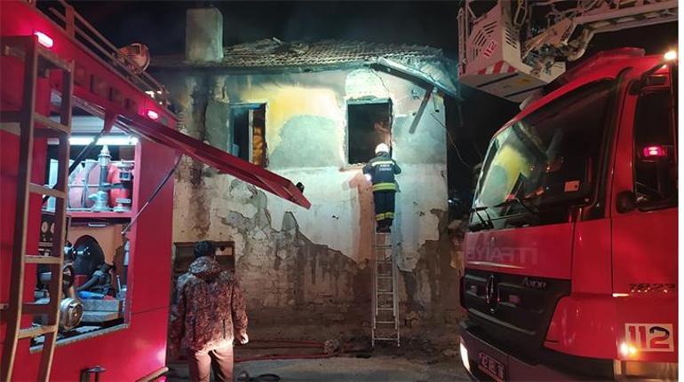 Son dakika: Konyada feci yangın 3 çocuk hayatını kaybetti