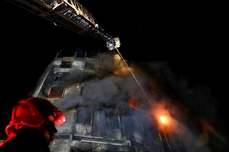Son dakika: Fabrikada korkunç yangın 49 kişi yanarak öldü