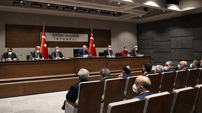 Son Dakika: Cumhurbaşkanı Erdoğandan KKTC ziyareti öncesi flaş açıklamalar