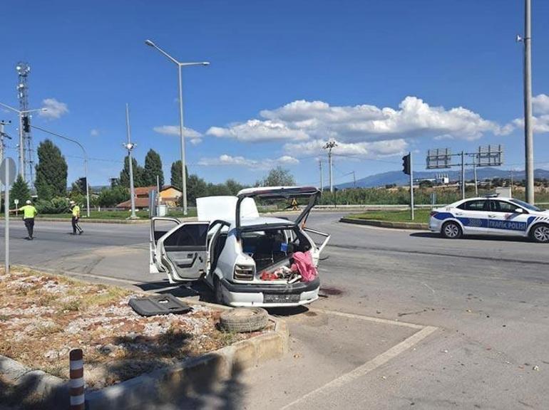 Sivil polis aracı ile otomobil çarpıştı: 2si polis 5 yaralı