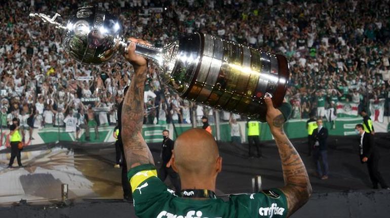 Felipe Melo, Palmeirastan ayrıldığını açıkladı