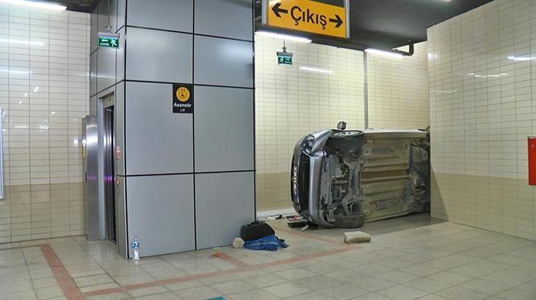 Araç metro istasyonu alt geçidine uçtu Doğum gününde öldü