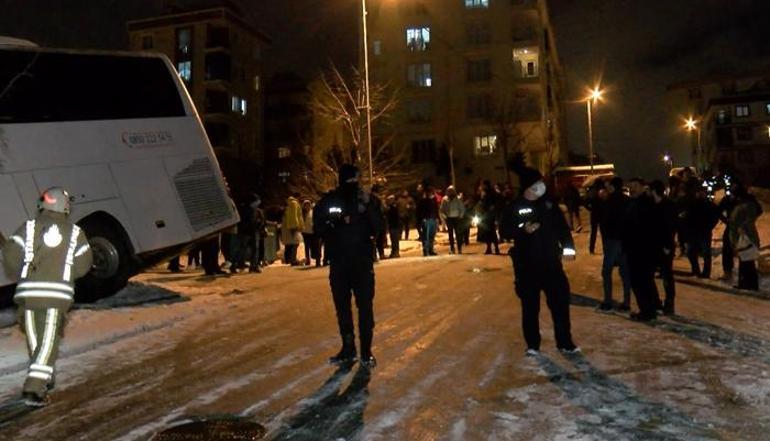 İstanbulda yolcu otobüsü kaza yaptı