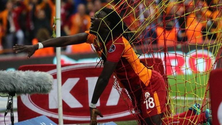 Son dakika - Bafetimbi Gomis transferinde Galatasaraya kötü haber Süper Lig ekibi devrede