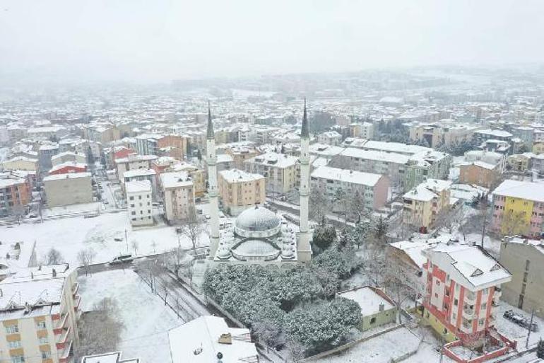 İstanbulda göz gözü görmüyor Meteorolojiden flaş uyarı