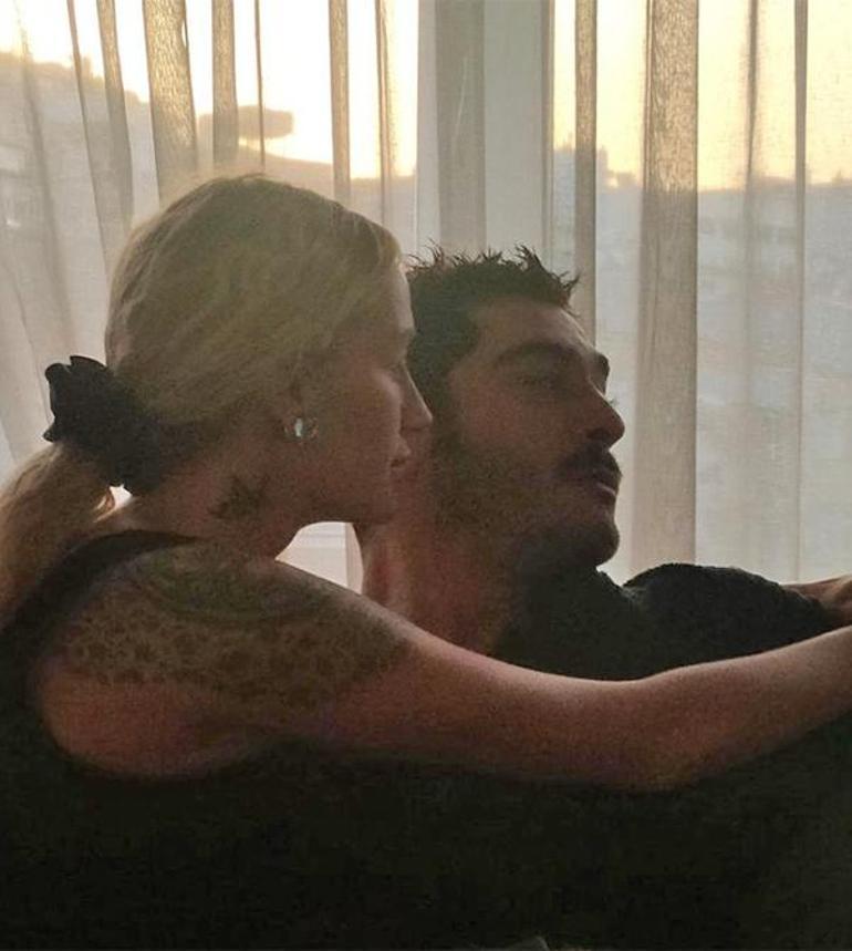 Neue Pose von Burak Deniz mit seiner Freundin Didem Soydan