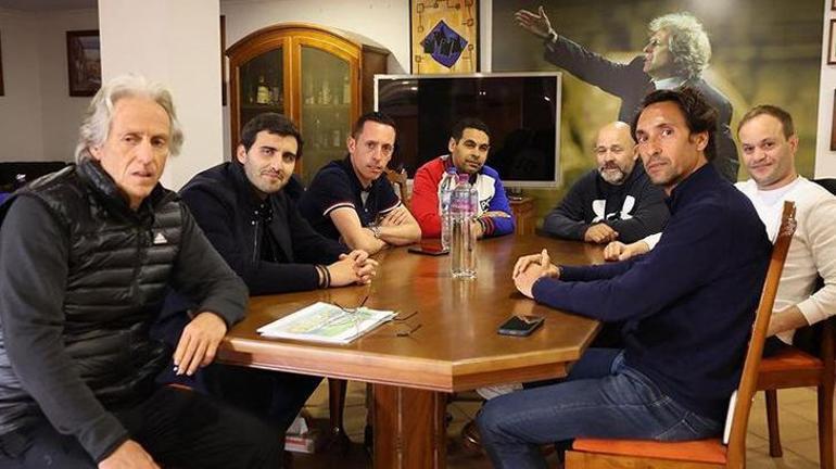 Jorge Jesustan ekibine Fenerbahçe mesajı Dinlenin, sezon başlıyor