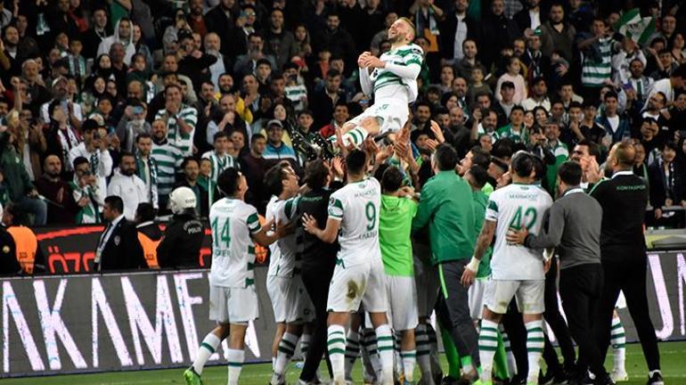 Son dakika: Konyasporun yıldızından unutulmaz veda Futbolu bırakma kararı aldı