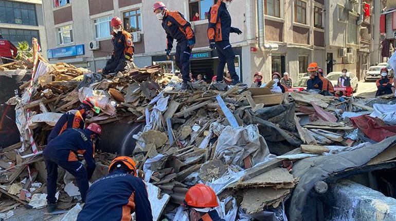 İstanbulda 7.5lik deprem tatbikatı Bakan Soylu saniye saniye takip etti