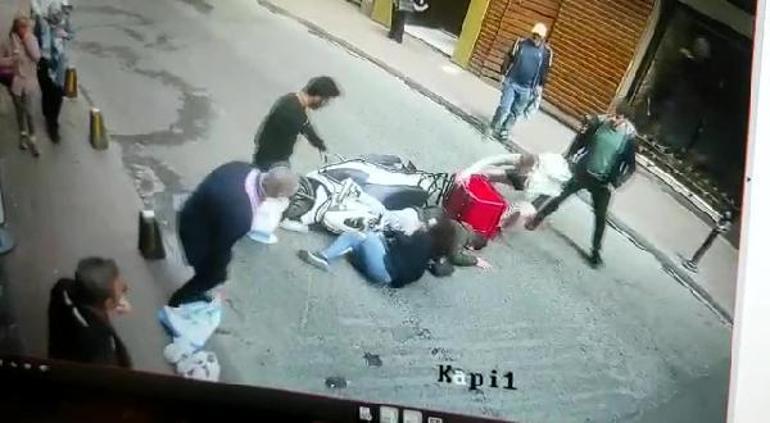 İstanbulda ilginç kaza Boş caddede yolun karşısına geçen kadına çarptı