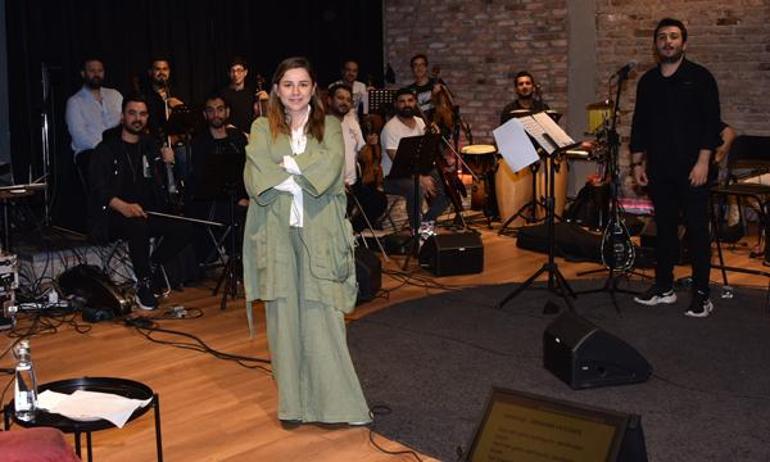 Merve Özbey: Estoy muy feliz de reencontrarme con mi alma