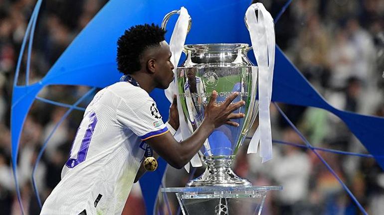 Son dakika haberi: Real Madridin yıldızı UEFA Şampiyonlar Ligi tarihine geçti Saygı görmüyorum