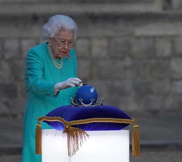 Platin Jübile: İngiltere Kraliçesi 2. Elizabeth rahatsızlandı