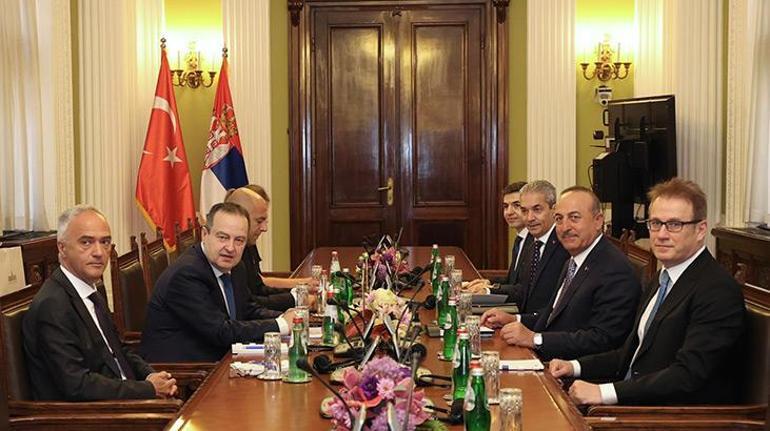 Bakan Çavuşoğlu, Sırbistan Meclis Başkanı Daçiç ile görüştü
