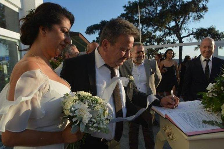 El maestro actor Serhat Özcan se casó