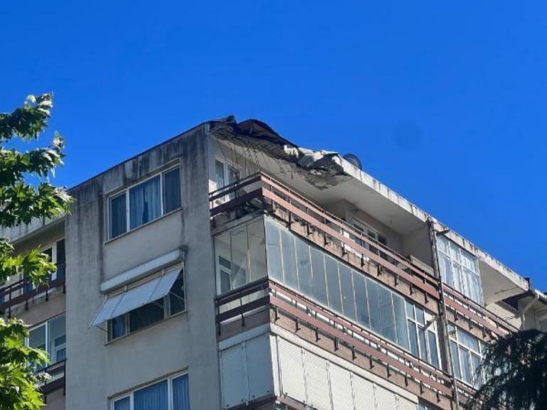 Kartalda 8 katlı apartmanın çatısında çökme oldu