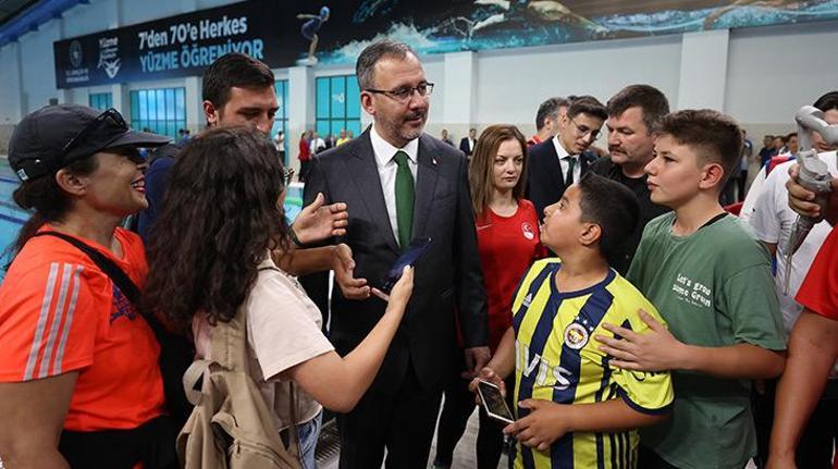 Bakan Kasapoğlu Konyada Olimpik Yüzme Havuzunun açılışını yaptı