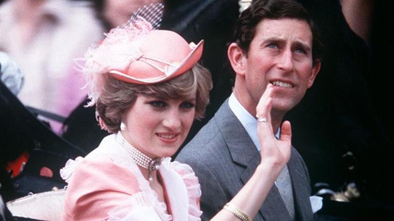 Lady Diana'yı davetsiz misafiri koltukde koruma altına aldı o gecenin detaylarını ilk kez anlattı