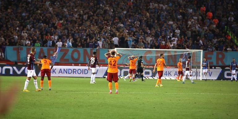 Galatasaray gol sıkıntısı çekiyor, Mustafa Muhammed patladı Comolliyi yıktı
