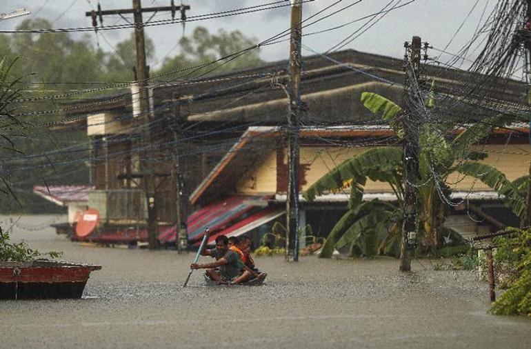 Binlerce kişi tahliye edildi Tayland’da alarm Devam edecek