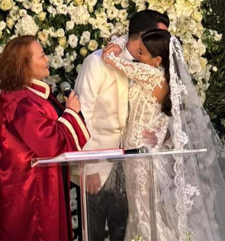 haberler Engincan Ural ve Merve Kaya evlendi İşte ilk kare...