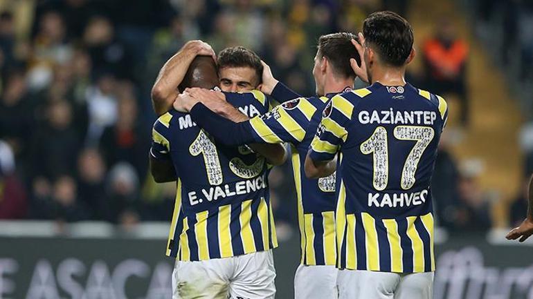 İtalyanlar Fenerbahçenin yıldız futbolcusunu izledi Scoutlar devrede